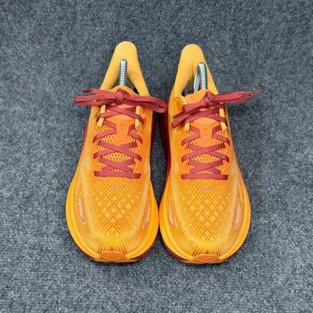 Hoka One One hoka one